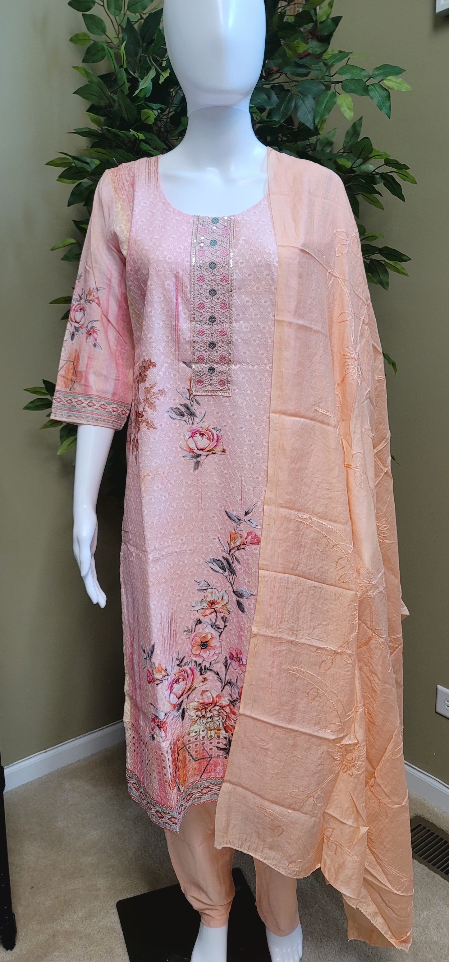 Cotton Schiffli Work Kurti Set