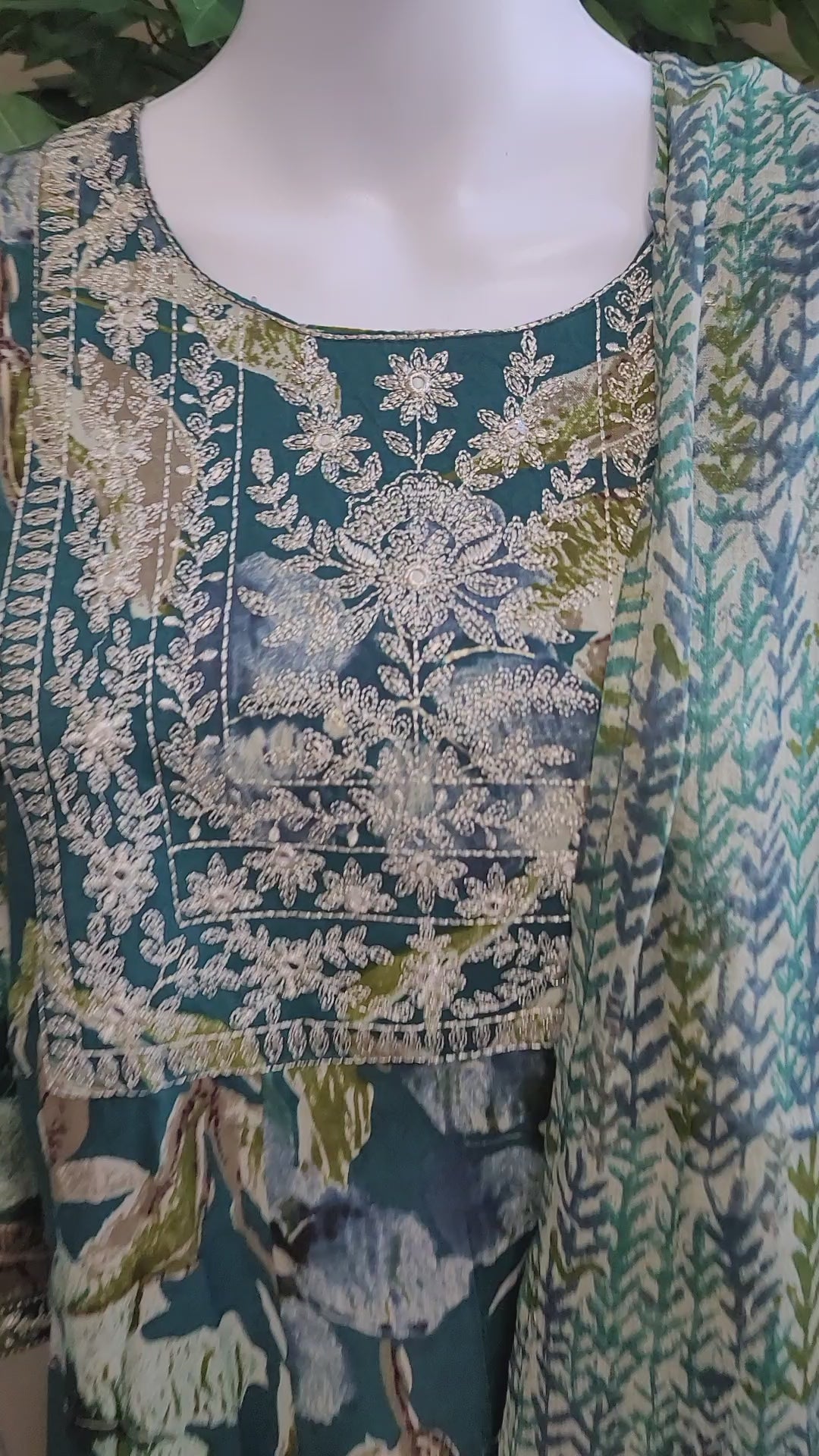 Rayon Cotton 3 piece set in Green/Gray with pretty embroidery - video